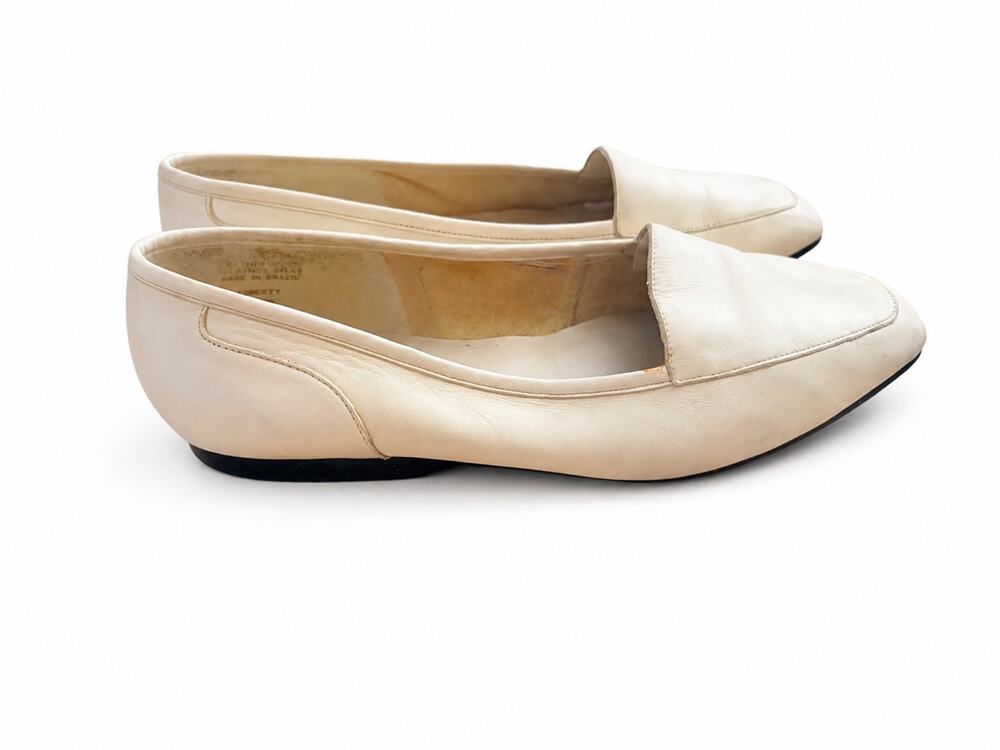 VTG Enzo Angiolini Liberty Loafers Womens 8M Cream Leather Square Toe Flats